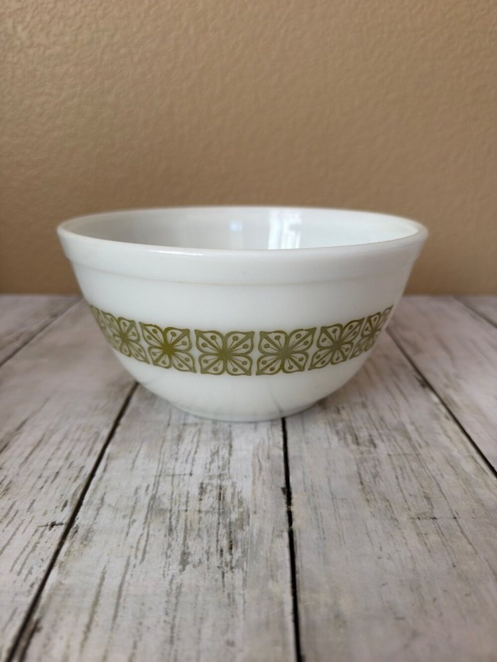 Vintage Pyrex 402 Mixing Bowl Autumn Floral Verde Square 1.5 Qt Made In USA - Picture 2 of 8
